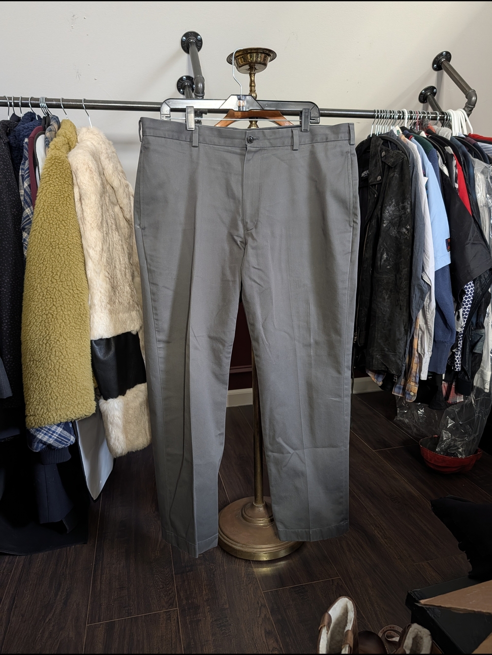 Brooks Brothers Advantage Chino Clark Fit Men's Gray Chinos - Classic Straight